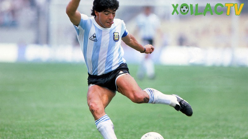 Quả bóng vàng mà Maradona sở hữu là danh dự
